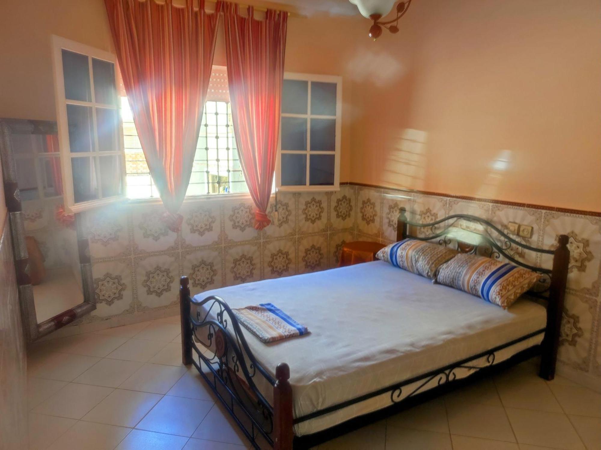 Apartamento Dar Pikhasa Saïdia Exterior foto